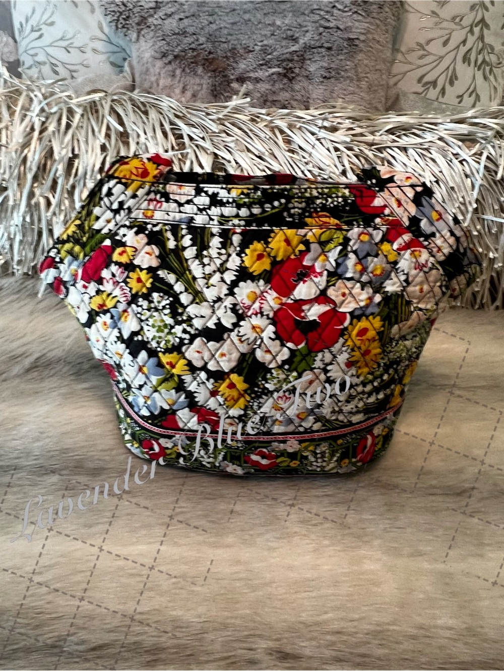 VERA BRADLEY Poppy Flelds 2010 Angle Tote Red Green Floral Y2K - Picture 6 of 13